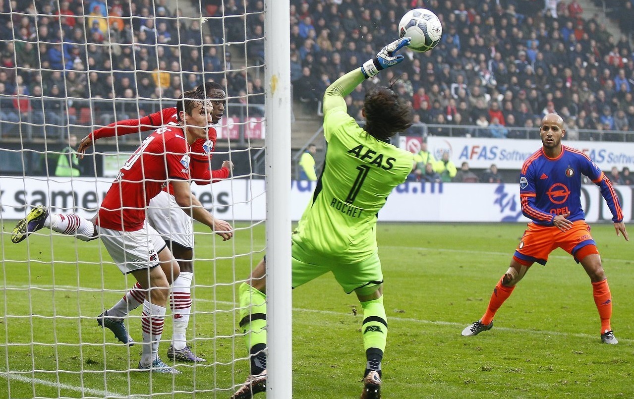 九游体育入口-费耶诺德内部会议纪要流出——赛后状态回暖；英超使命明确；更衣室氛围转暖(费耶诺德vs福伦丹)